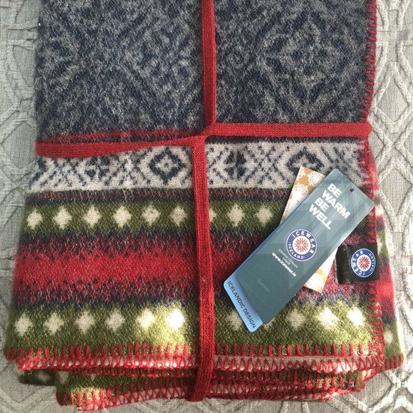 Icewear Icelandic Wool (Bergrós) Throw Blanket 51"x 75" Reversible - Picture 1 of 10